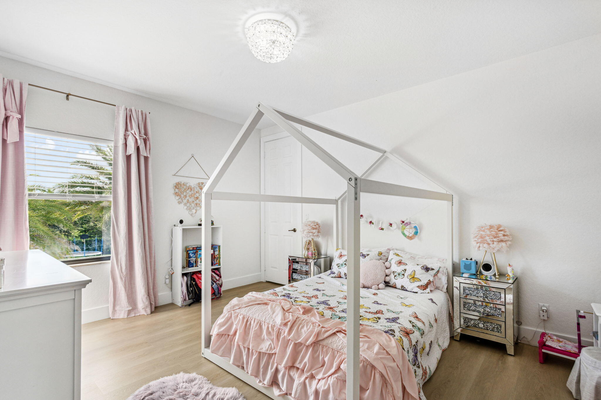 9354 Equus Circle