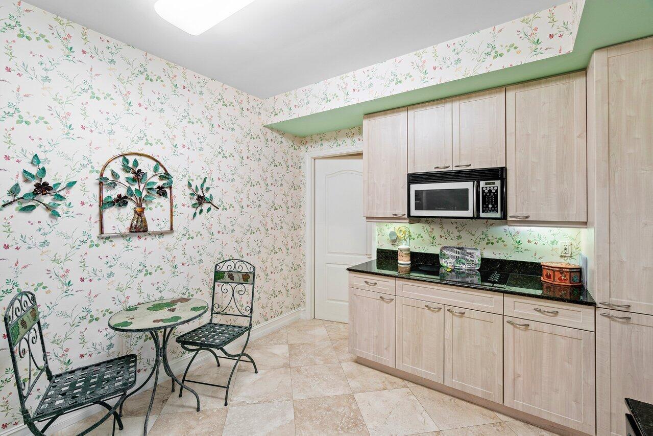 550 SE Mizner B506 Boulevard B506