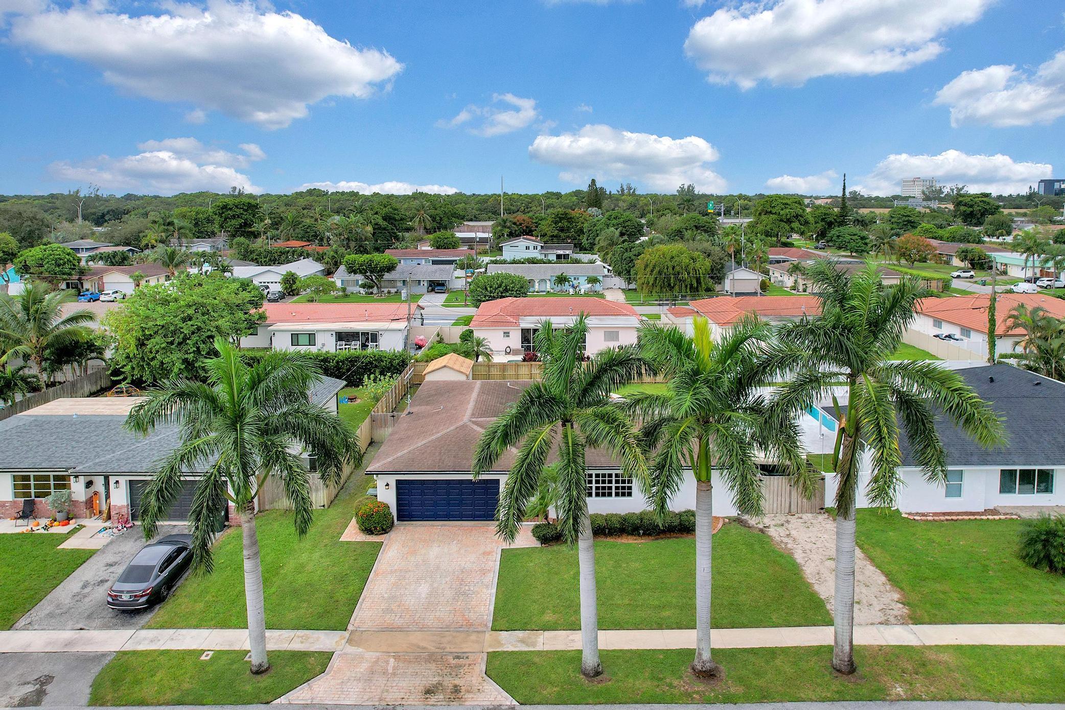 641 NW 15th Avenue