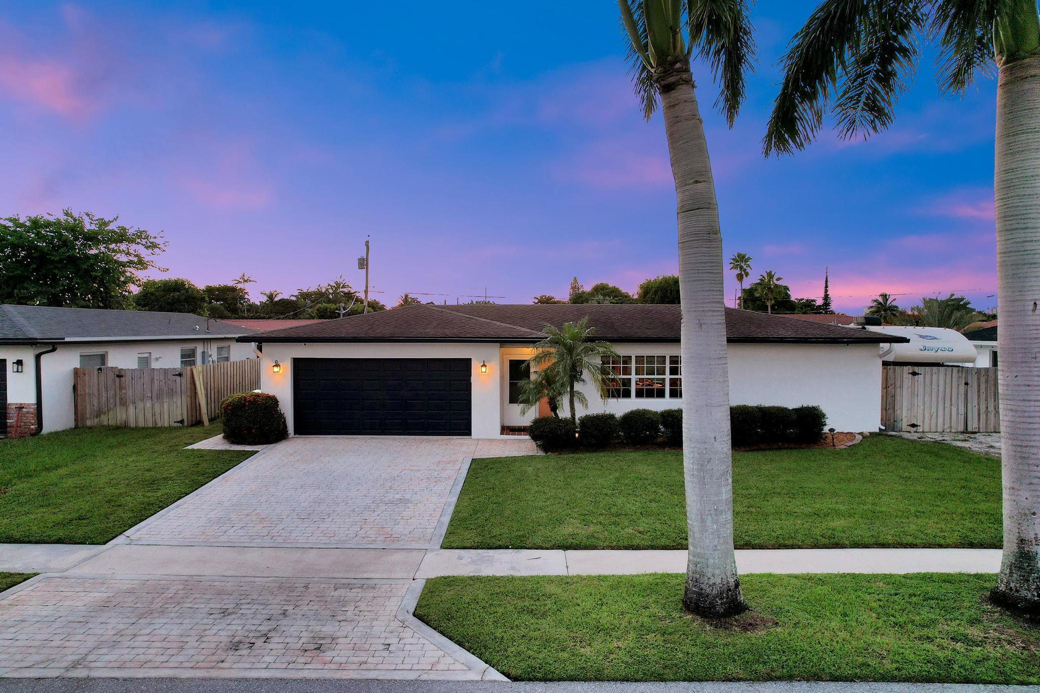 641 NW 15th Avenue