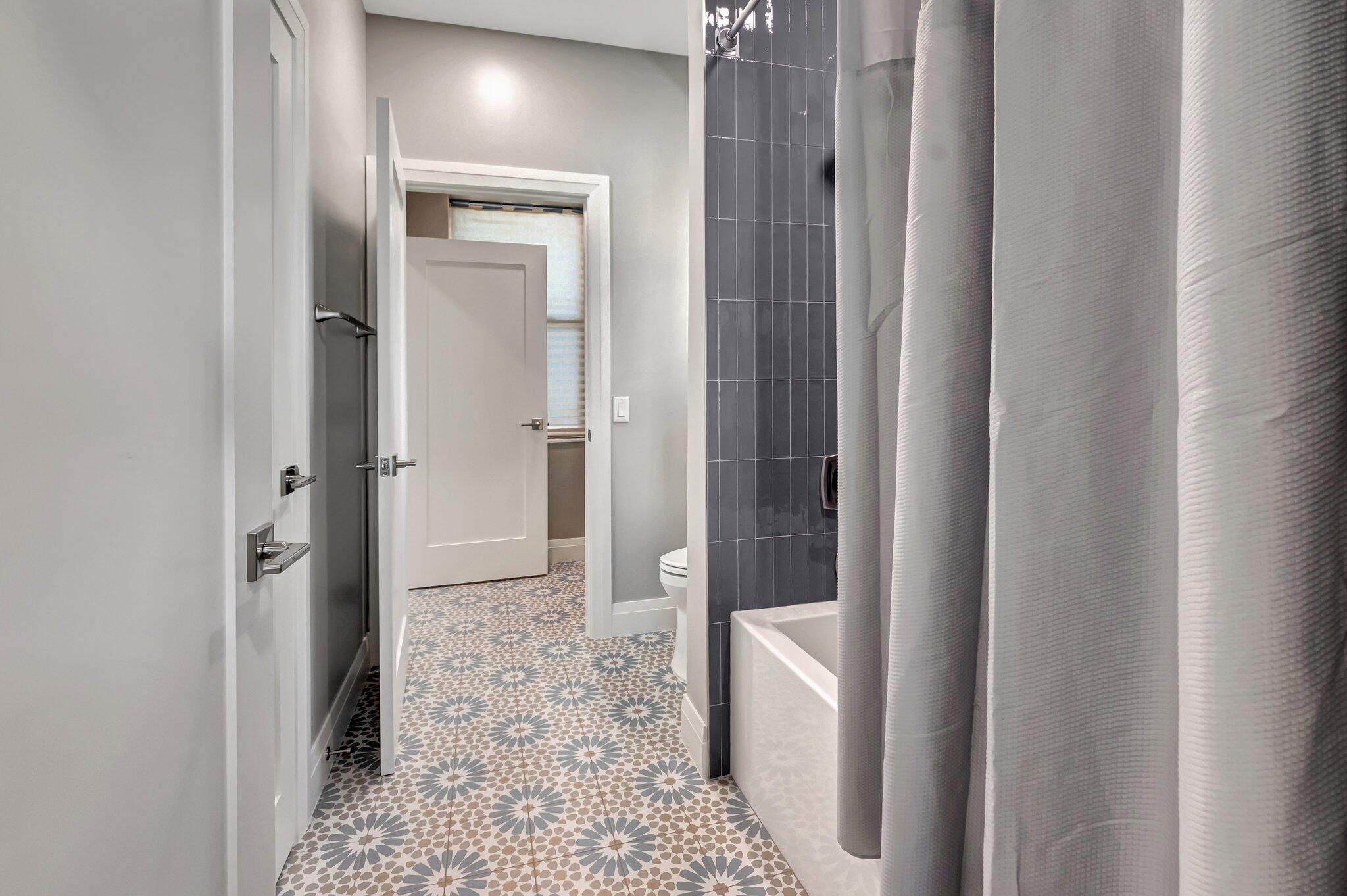 2215 NW 58th Street