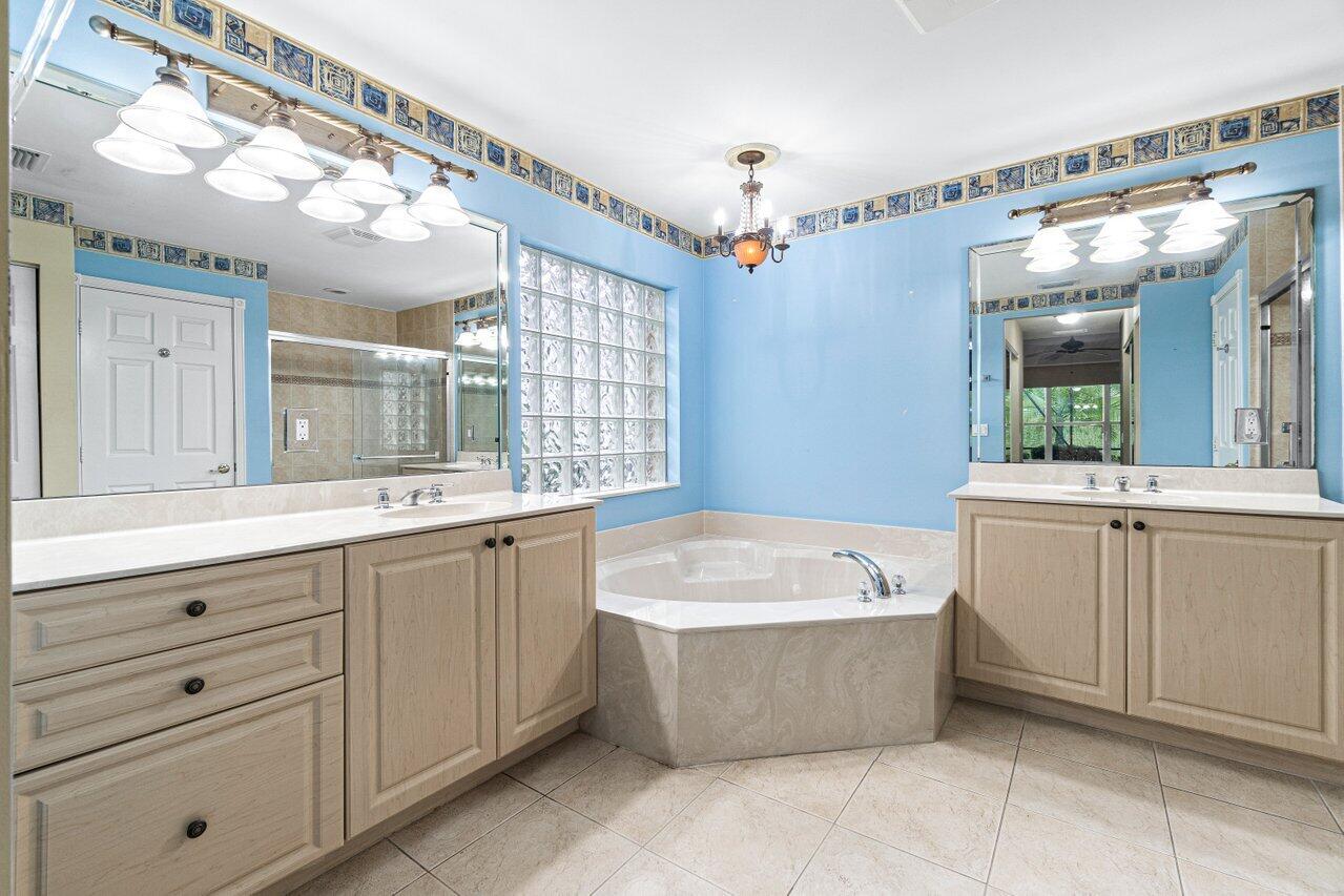 7916 Seagrape Shores Drive ()