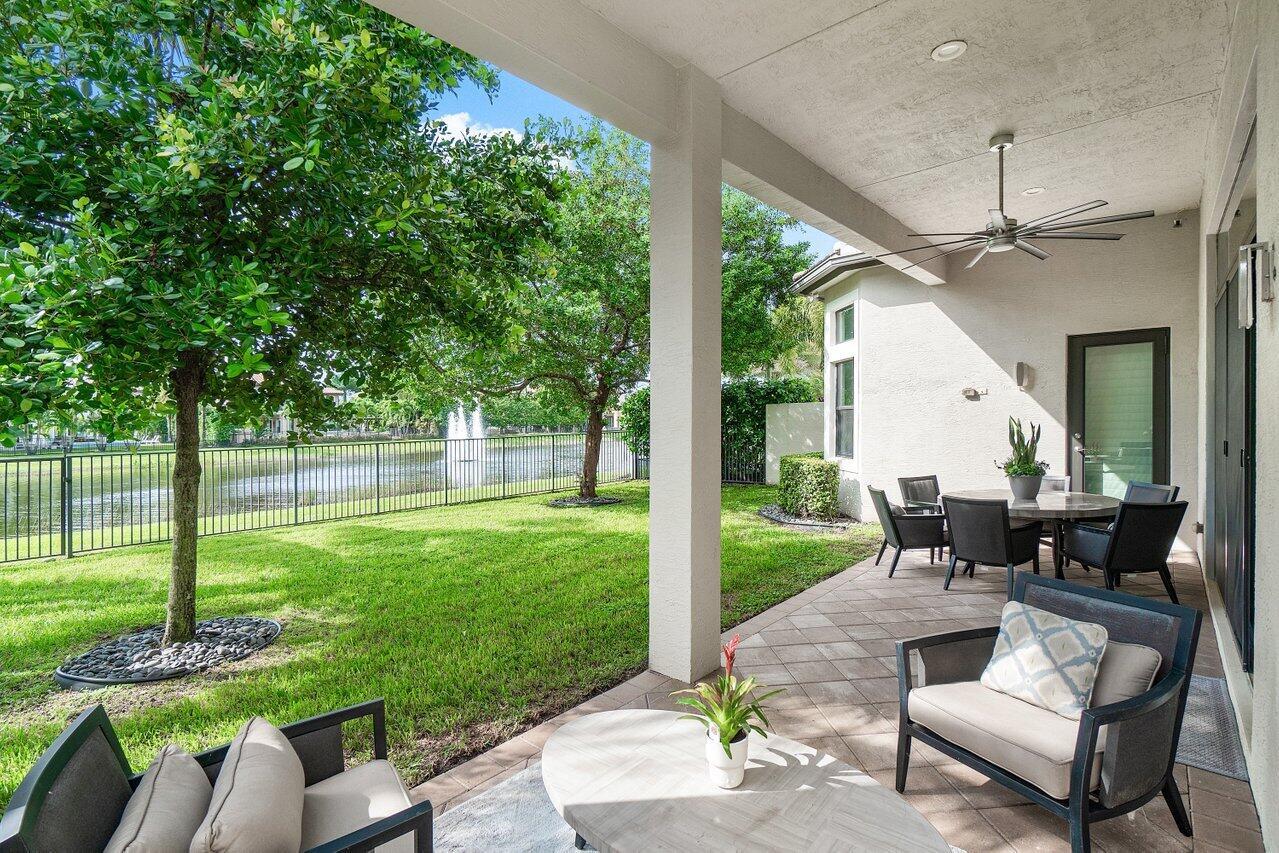 9736 Vitrail Lane