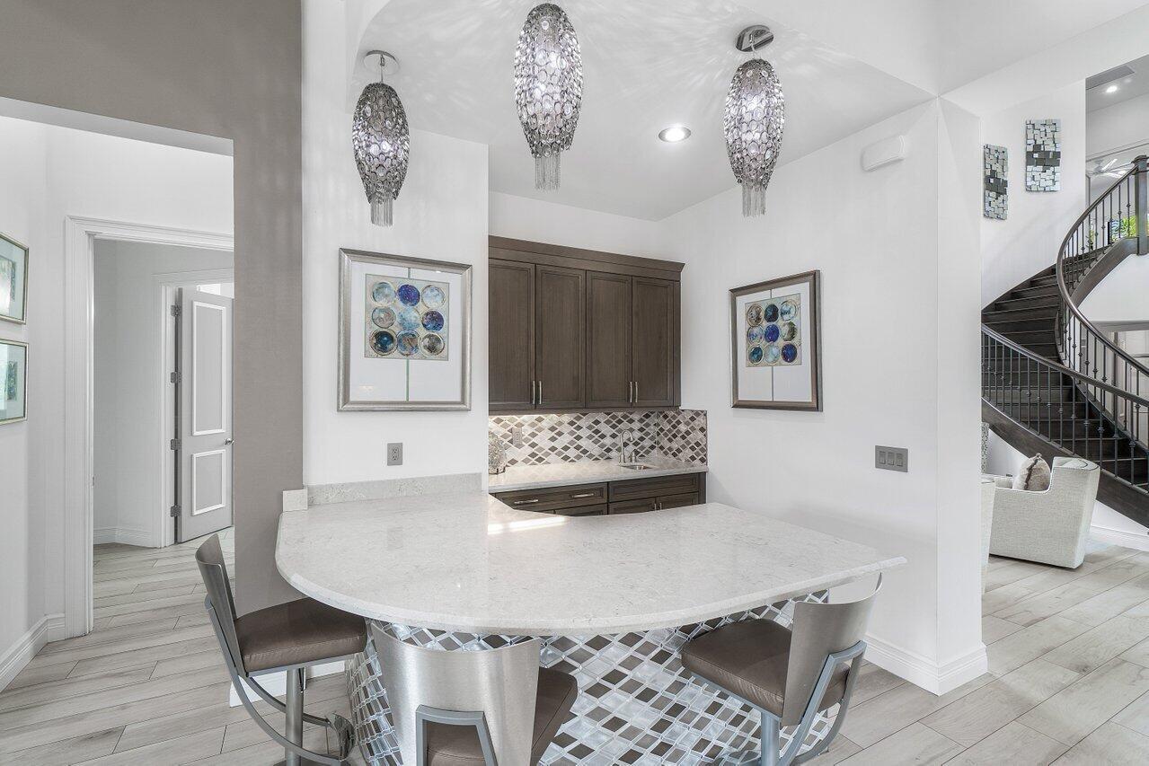 9736 Vitrail Lane