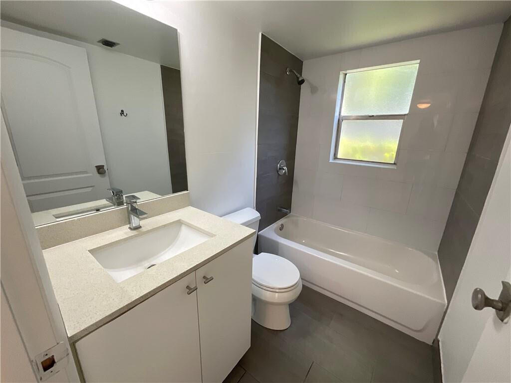 11420 NW 43rd Street 1-4