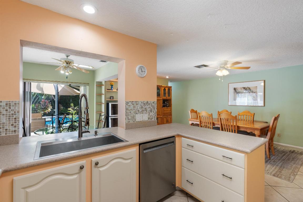 2667 Coral Hills Drive