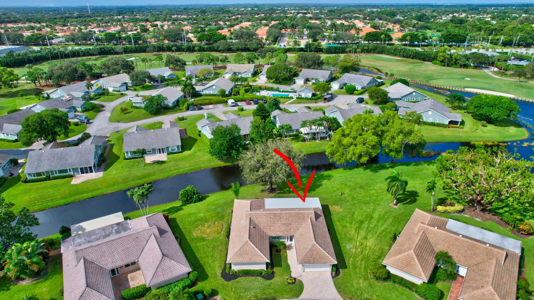 11601 N Lake Drive 10 Garden