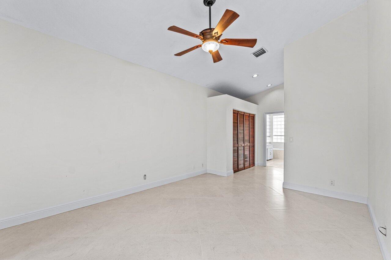 22272 Holcomb Place ()