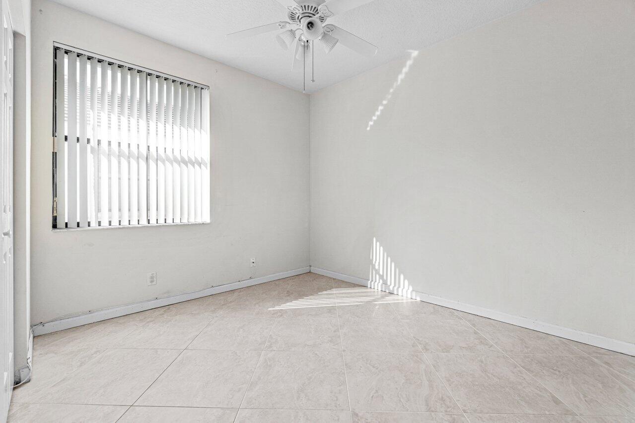 22272 Holcomb Place ()