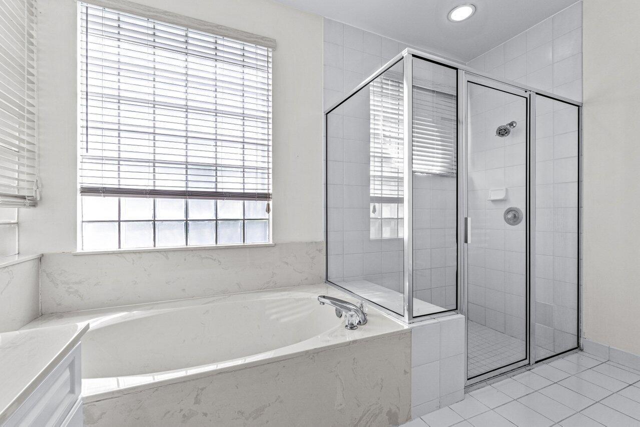 22272 Holcomb Place ()