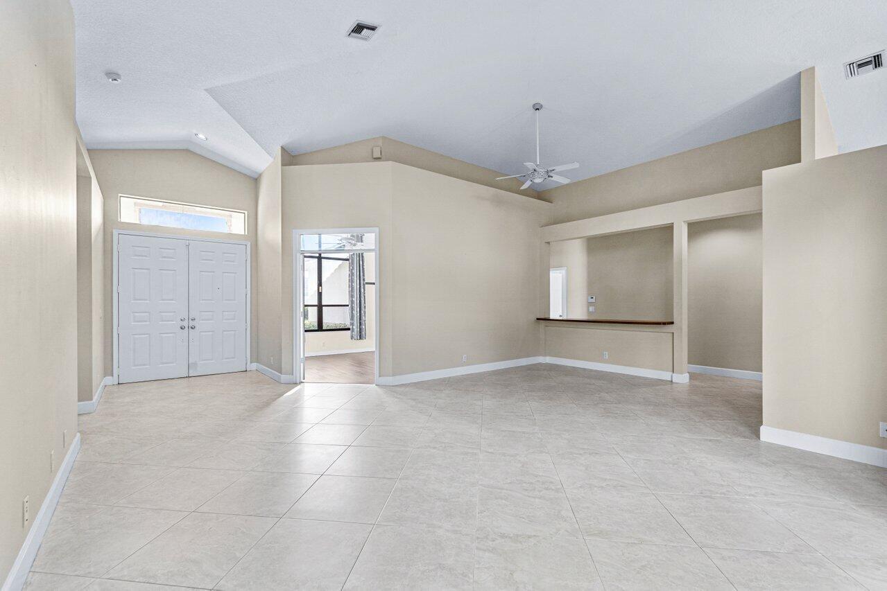 22272 Holcomb Place ()