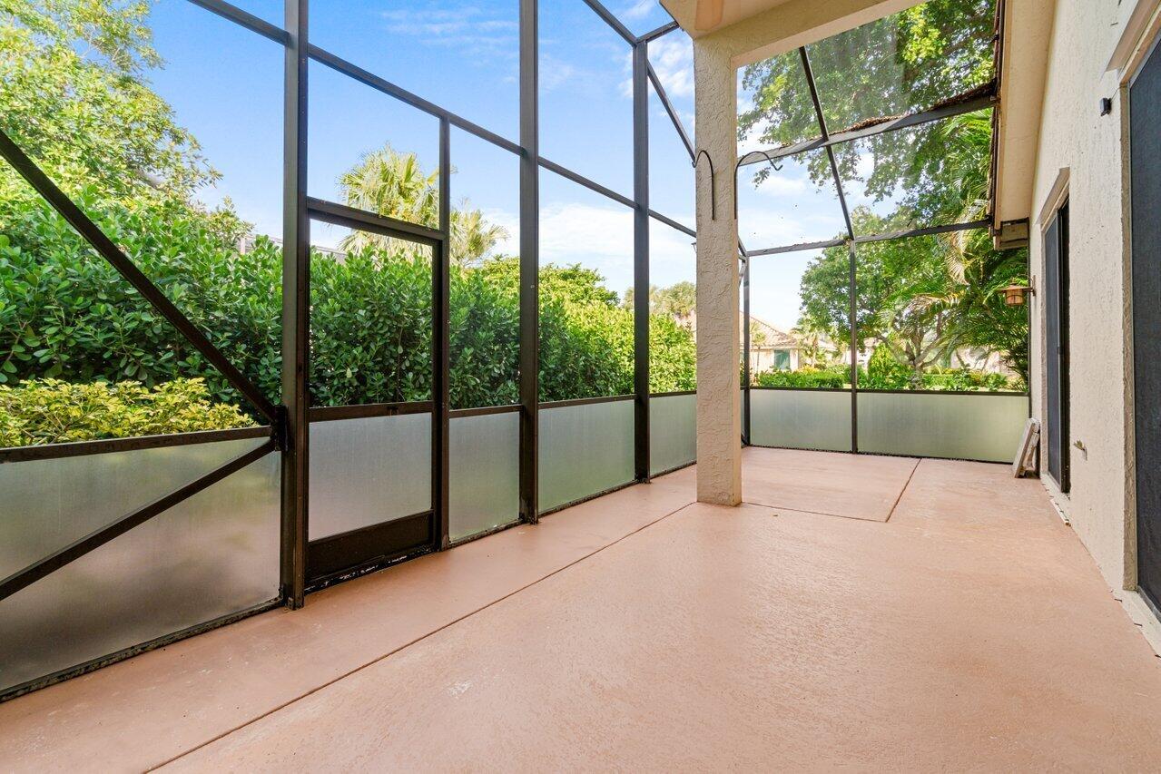 22272 Holcomb Place ()