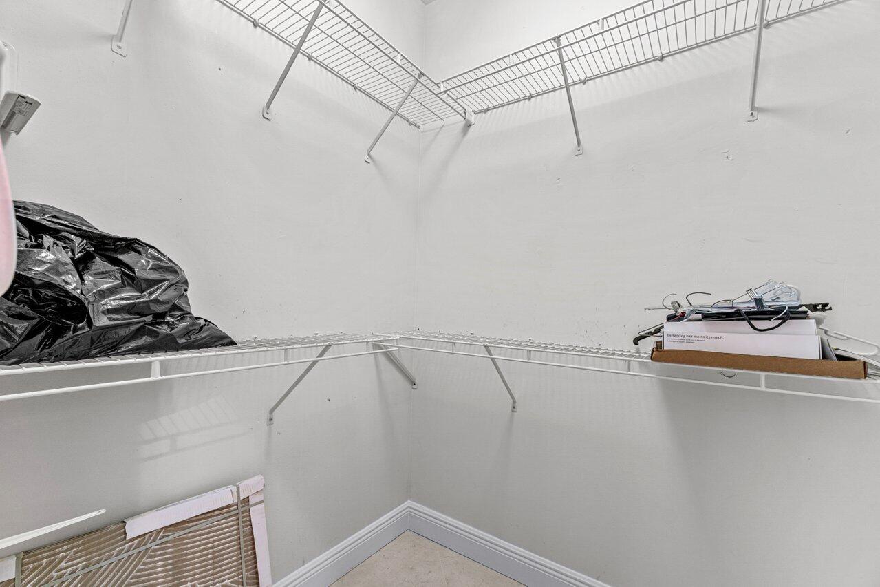 22272 Holcomb Place ()