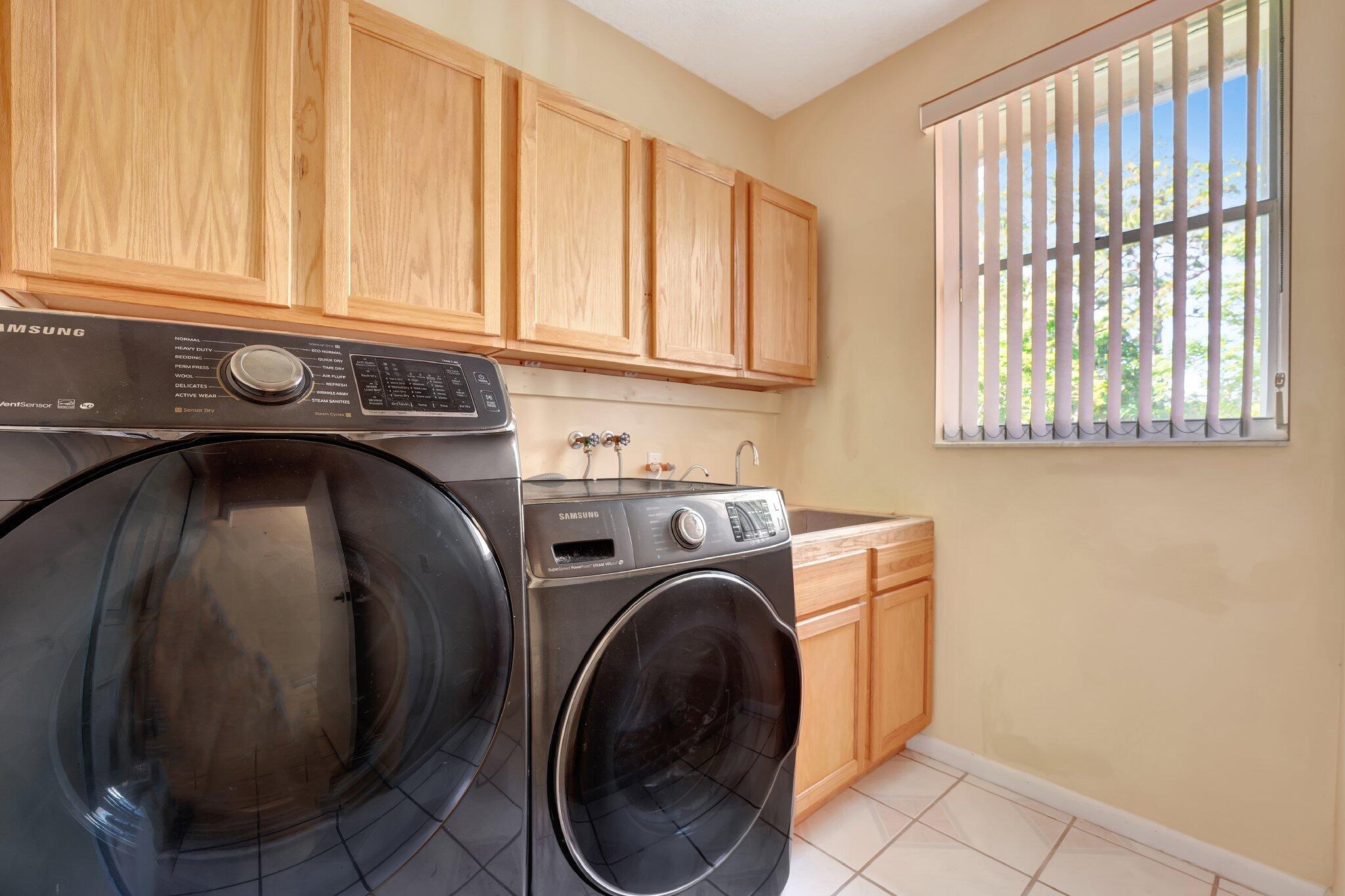 5377 NW 80th Terrace