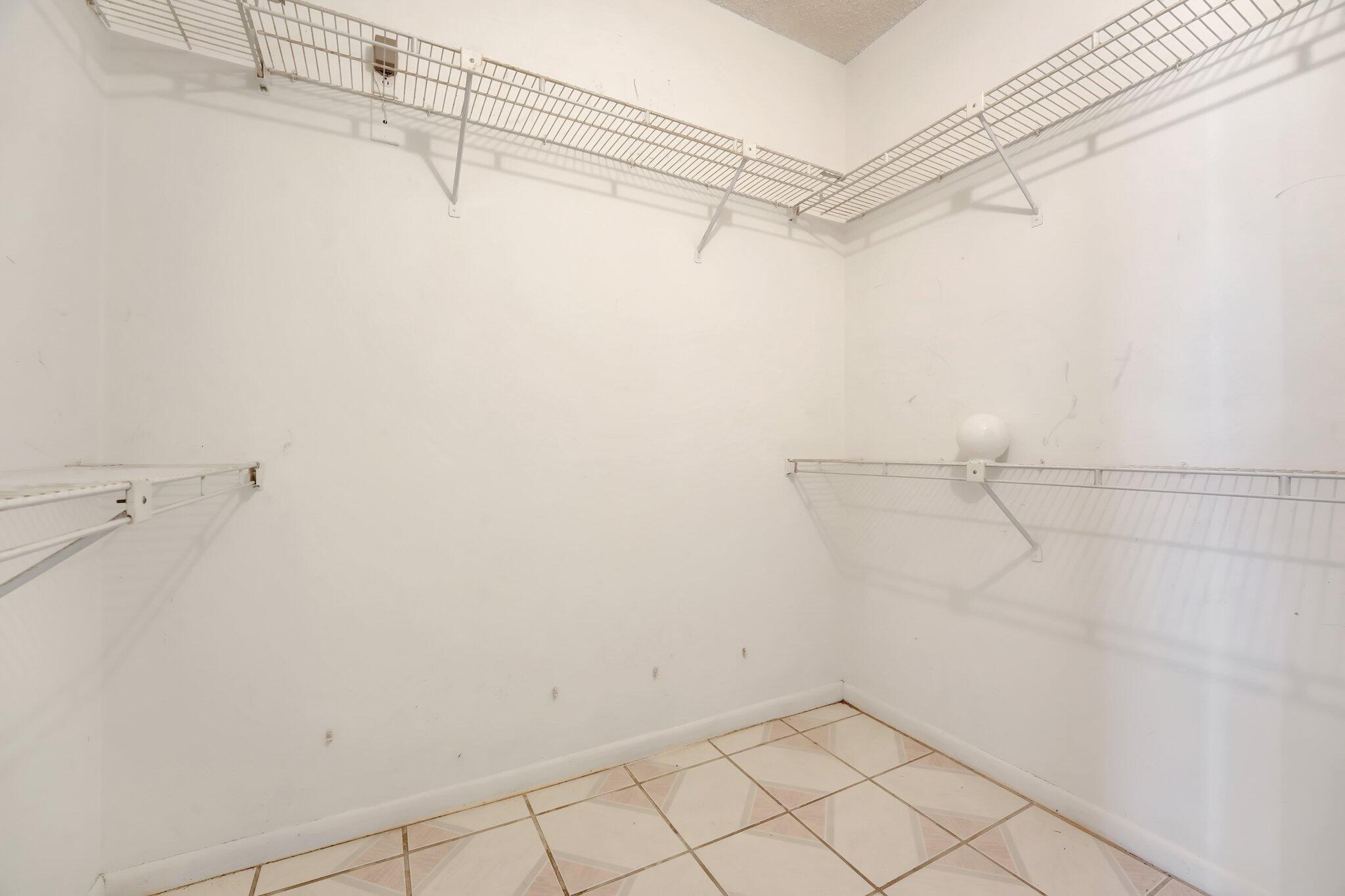 5377 NW 80th Terrace