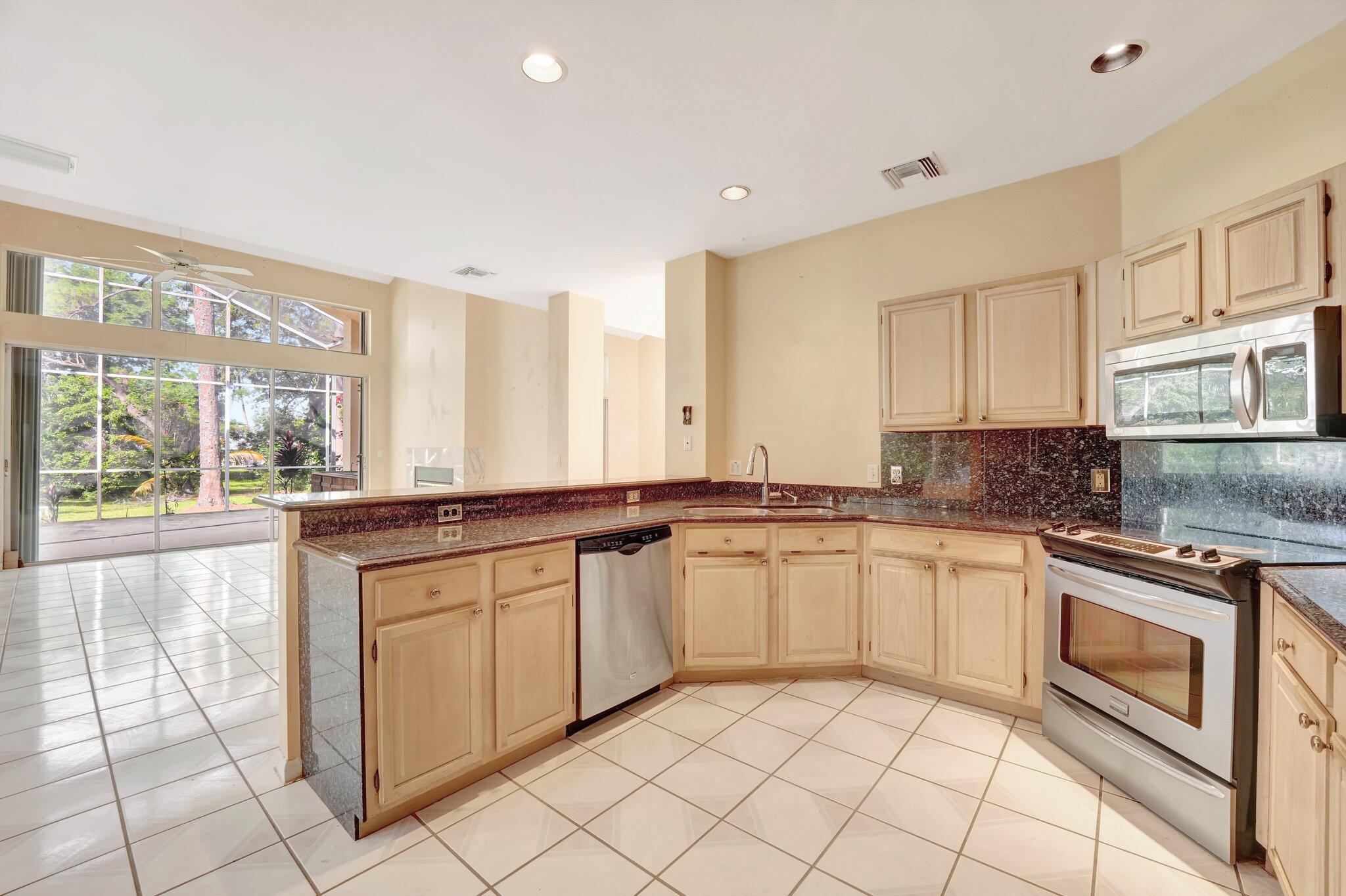 5377 NW 80th Terrace