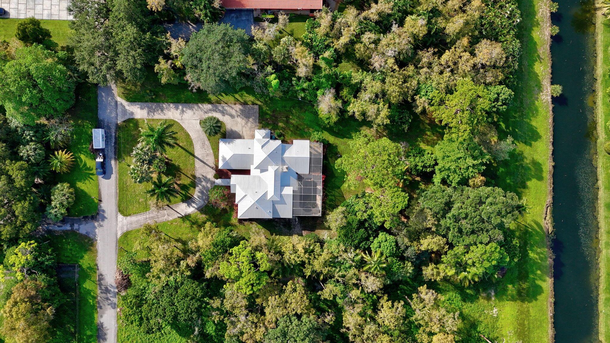 5377 NW 80th Terrace