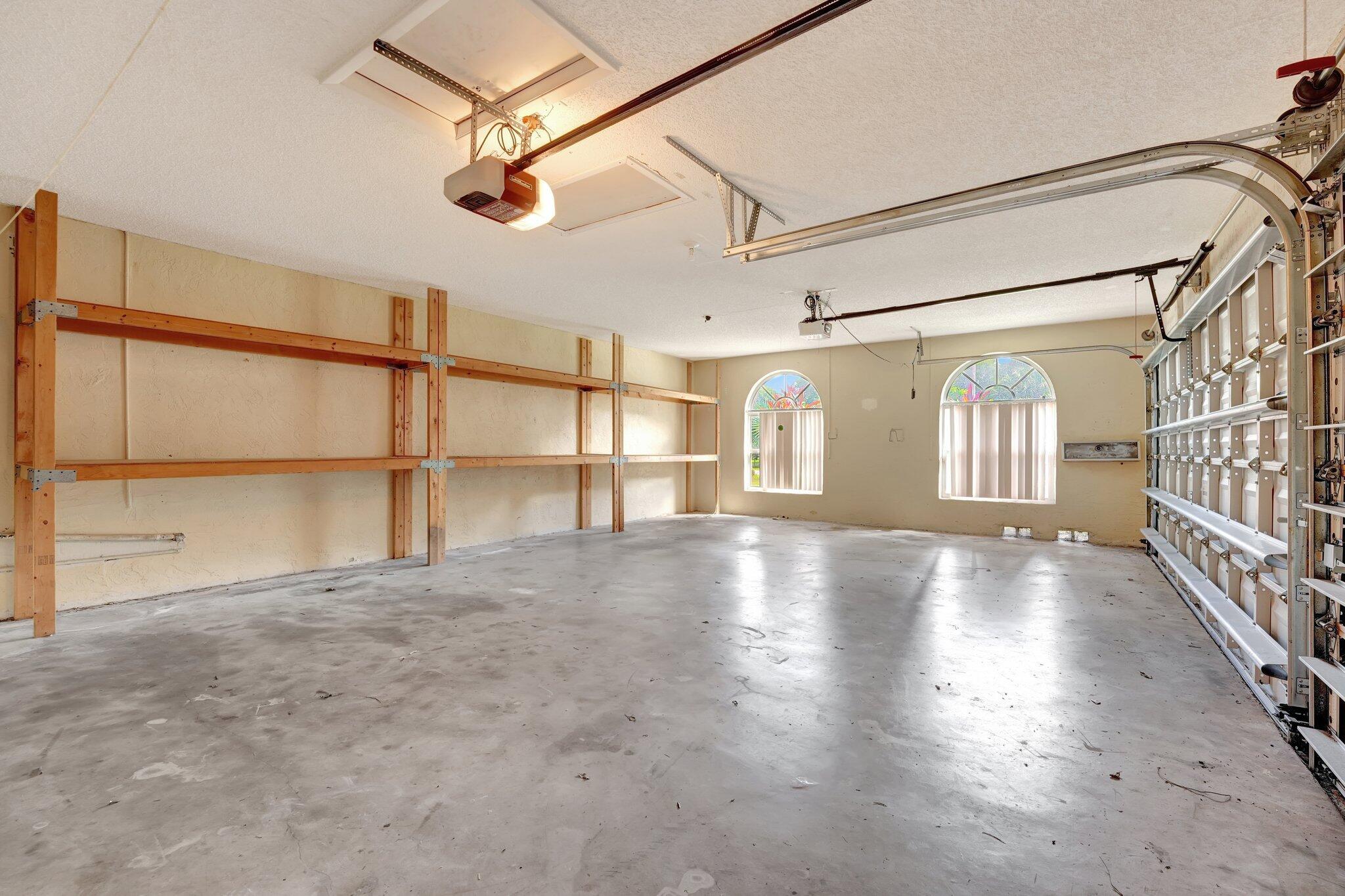 5377 NW 80th Terrace