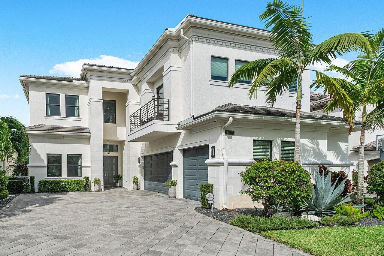 9807 Vitrail Lane