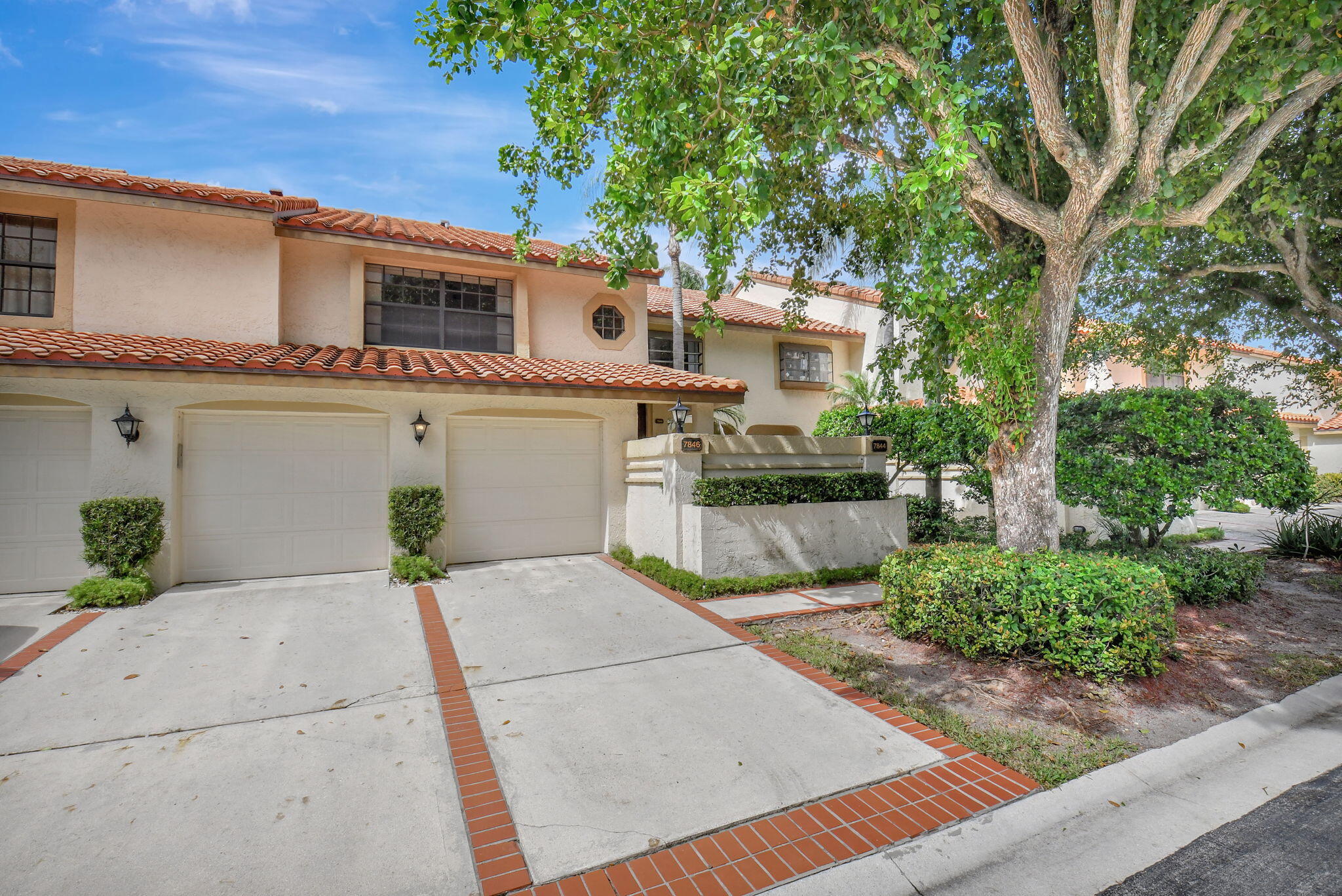 7846 La Mirada Drive 11