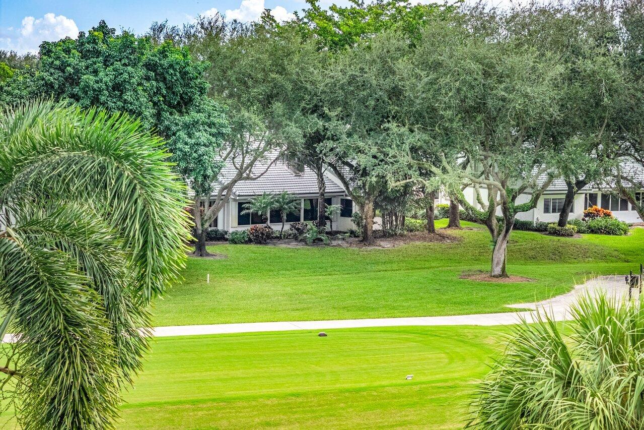 7 Clubhouse Lane