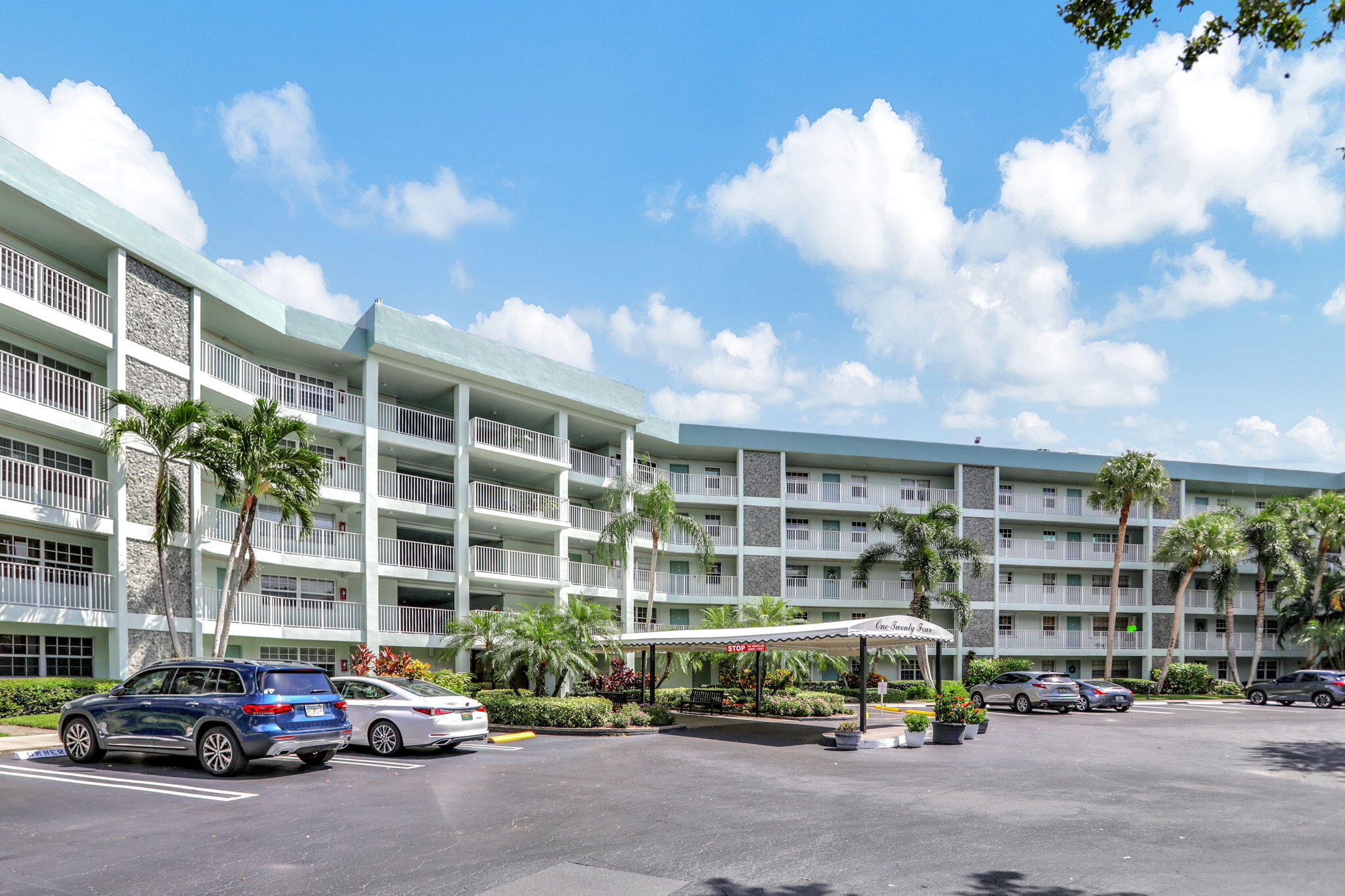 806 Cypress Grove Lane 202, Pompano Beach Unit: 202
