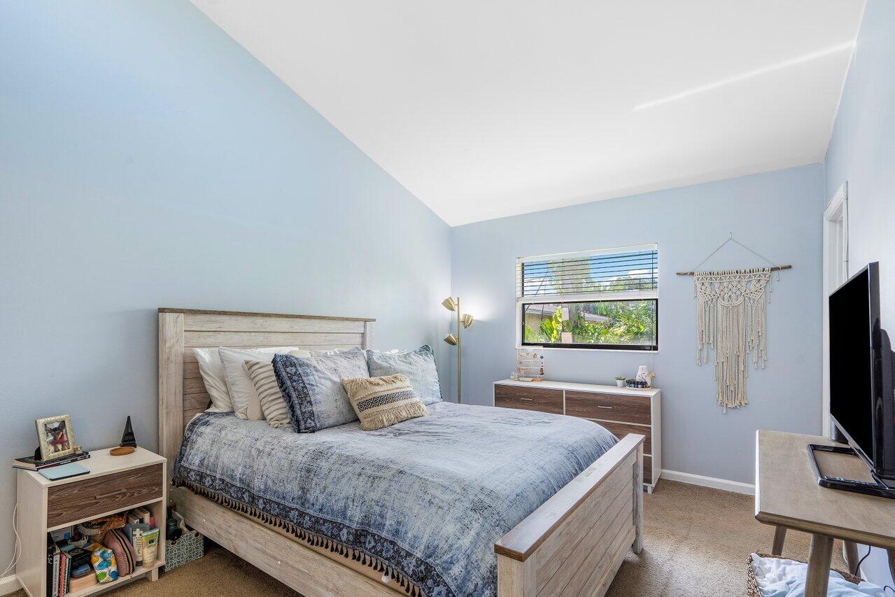 1455 Holly Heights Drive 46