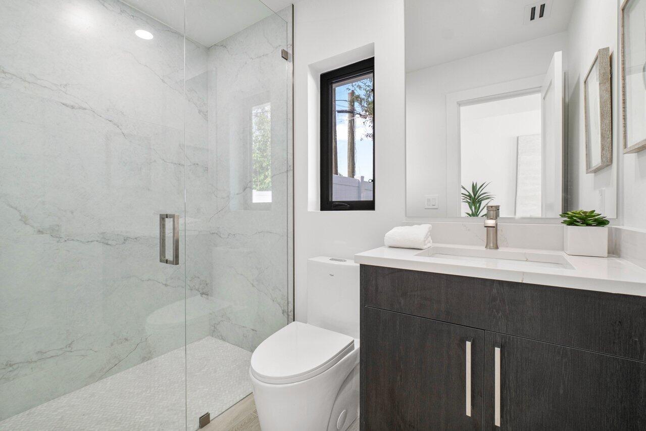 5201 NE 30th Terrace, Lighthouse Point