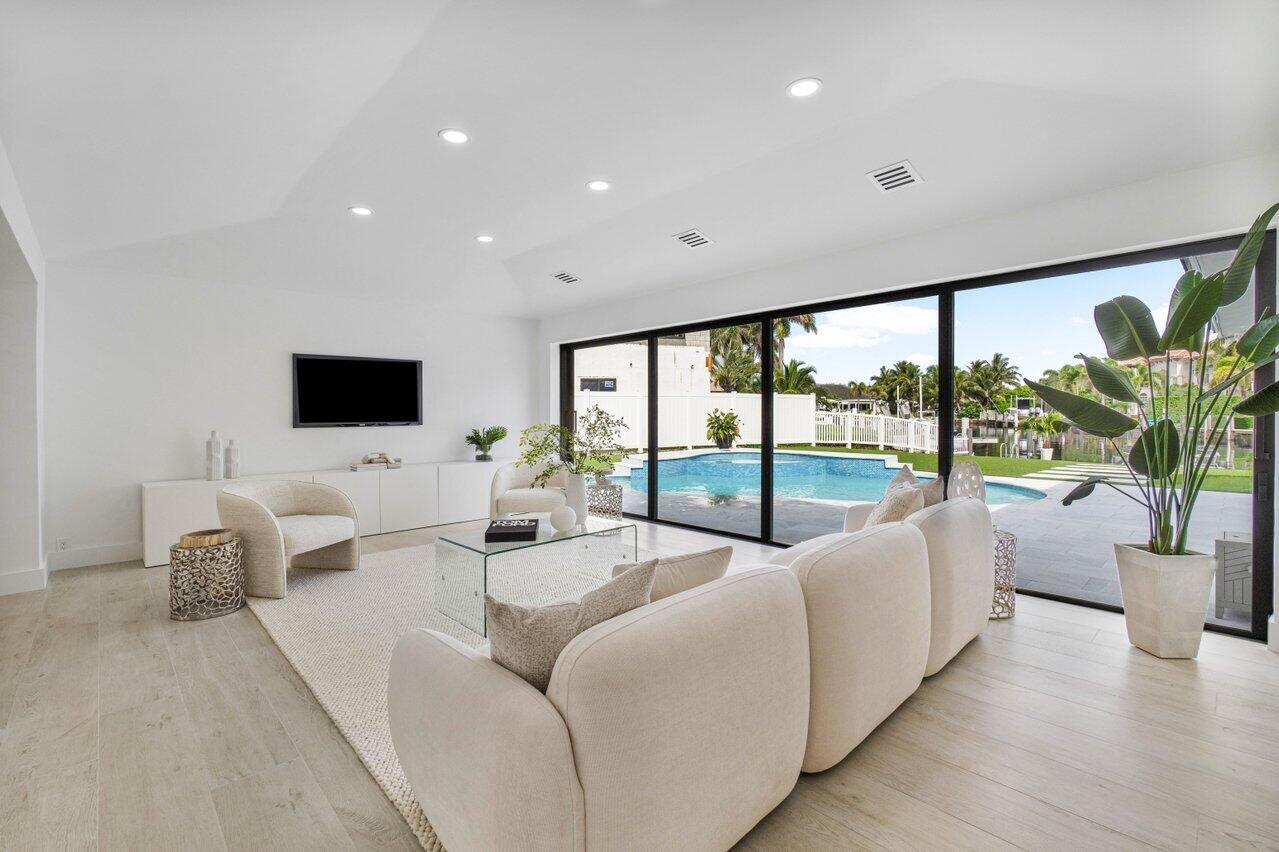 5201 NE 30th Terrace, Lighthouse Point