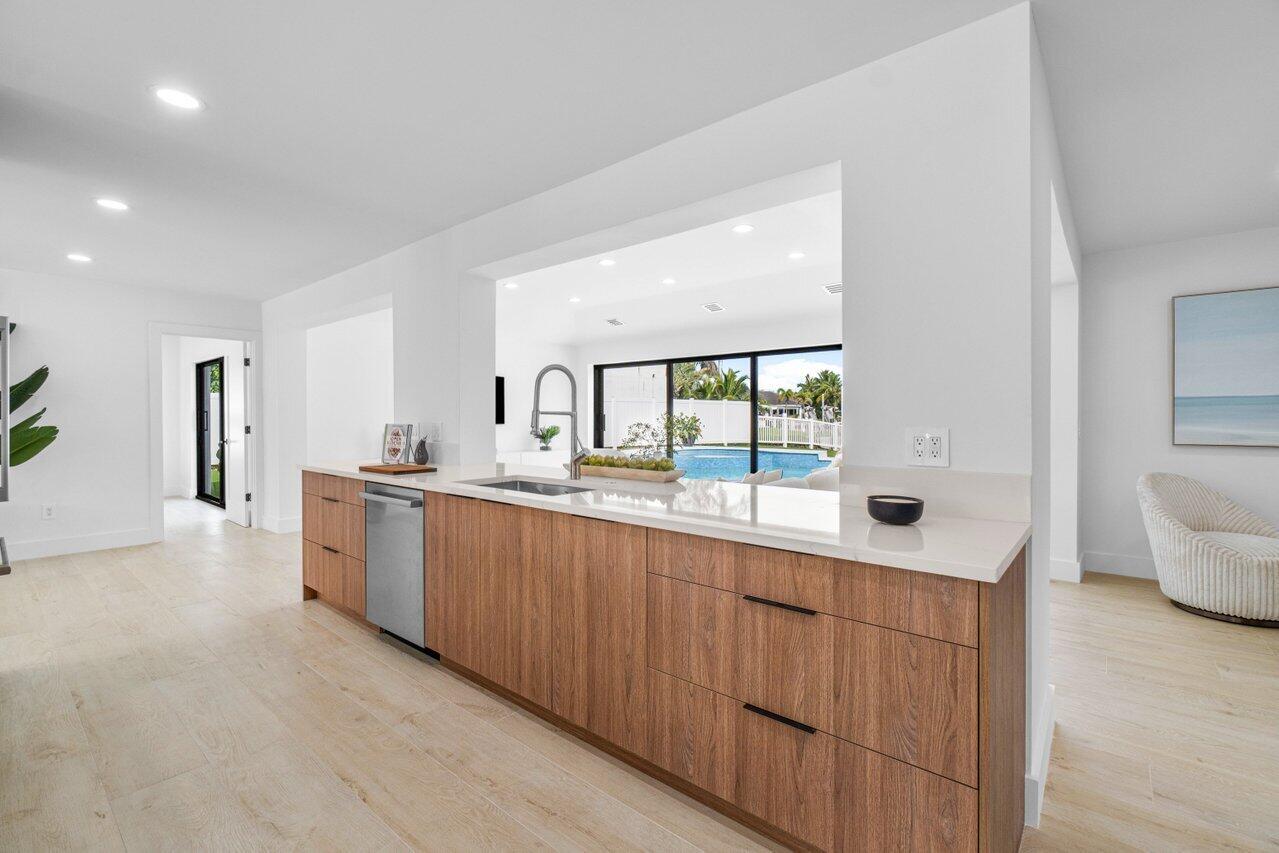 5201 NE 30th Terrace, Lighthouse Point