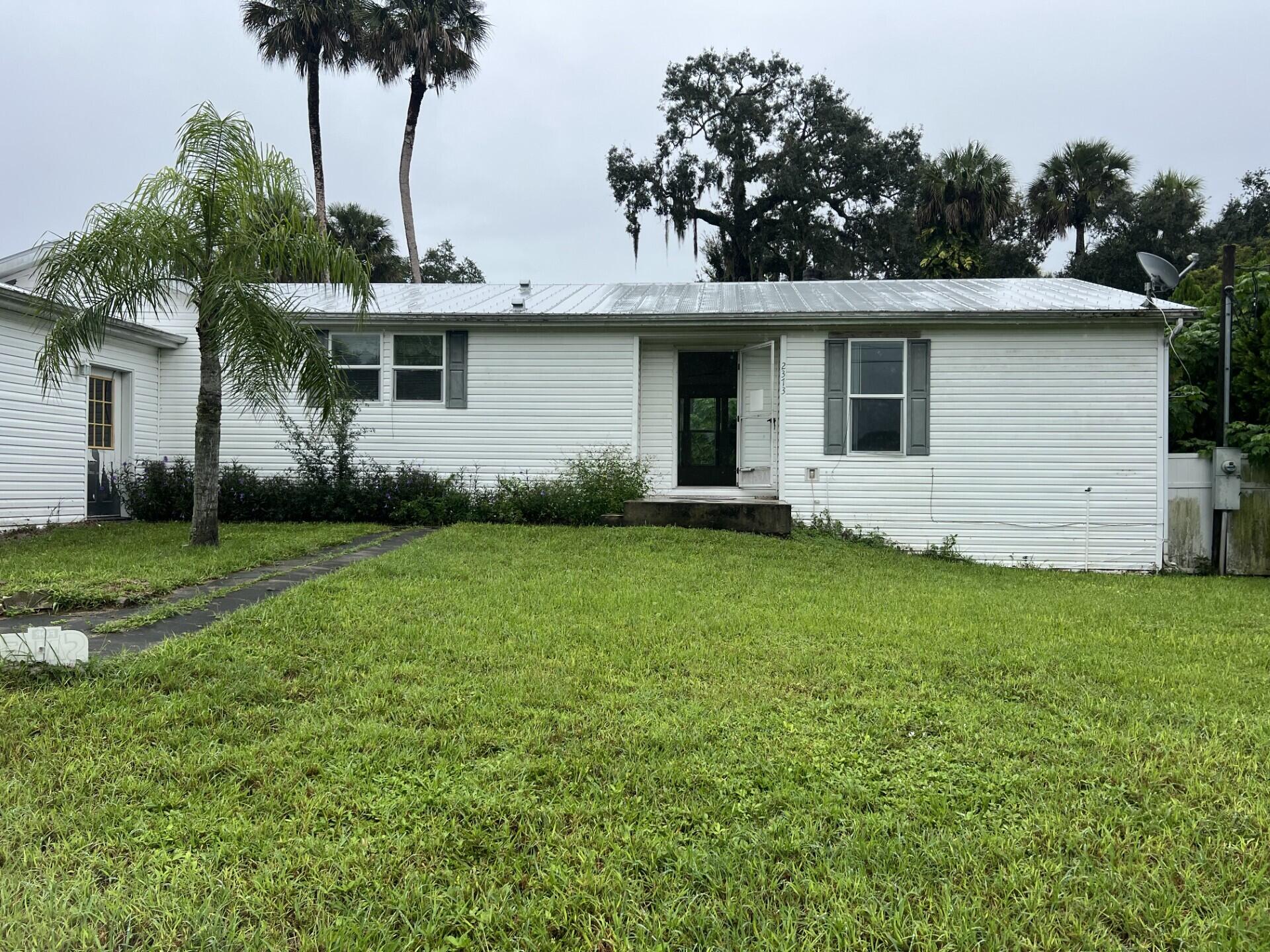 2373 SW Wynnewood Street, Port St. Lucie