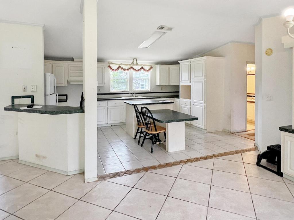 2373 SW Wynnewood Street, Port St. Lucie