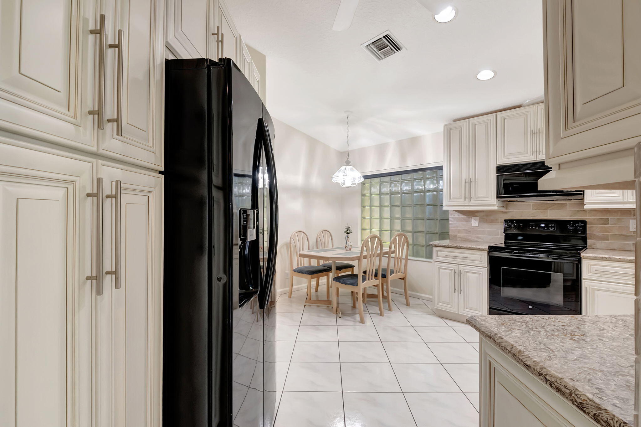 10921 Royal Caribbean Circle