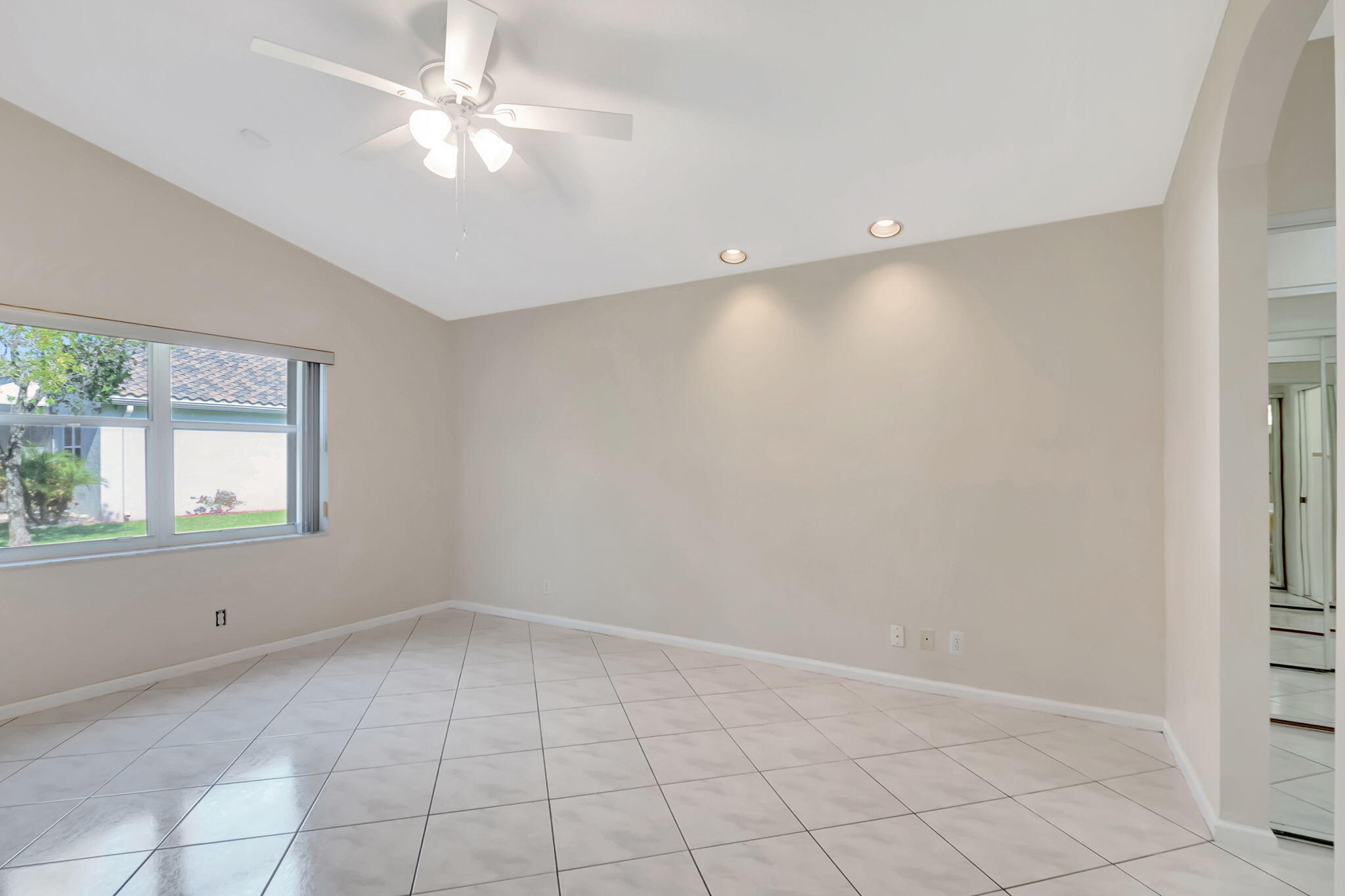 10921 Royal Caribbean Circle