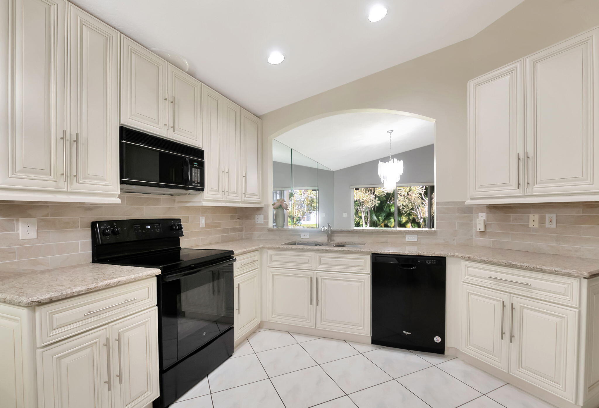 10921 Royal Caribbean Circle