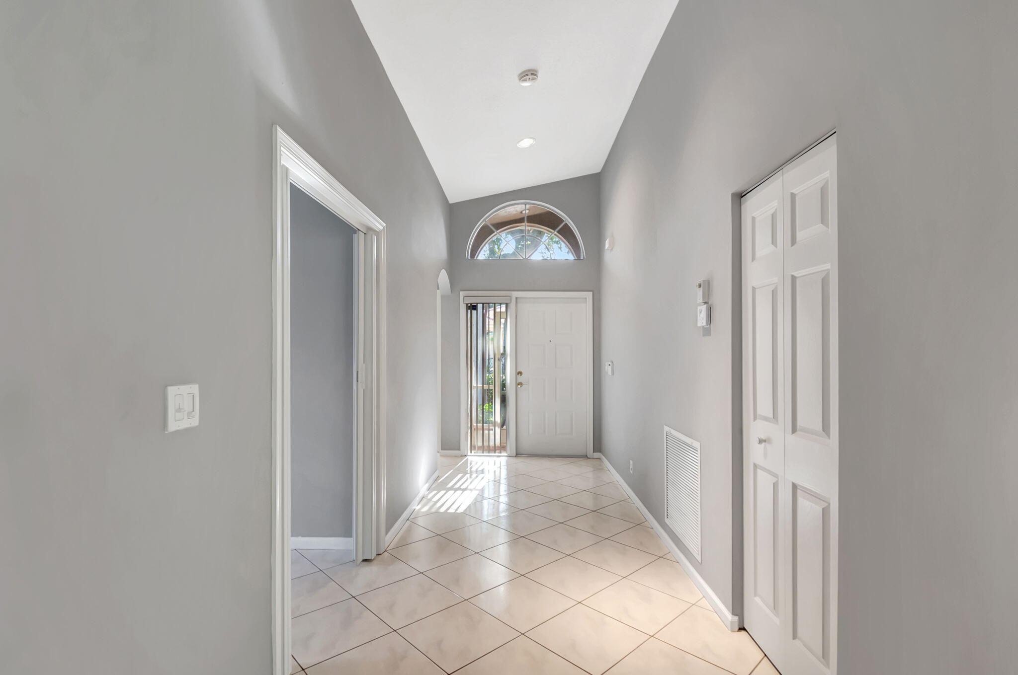 10921 Royal Caribbean Circle