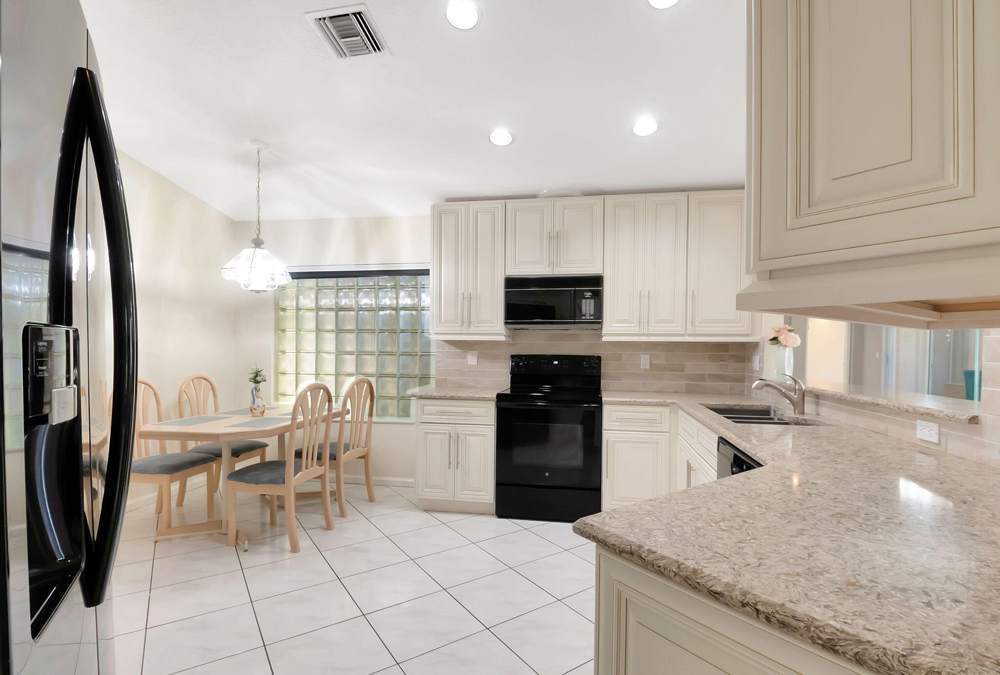 10921 Royal Caribbean Circle