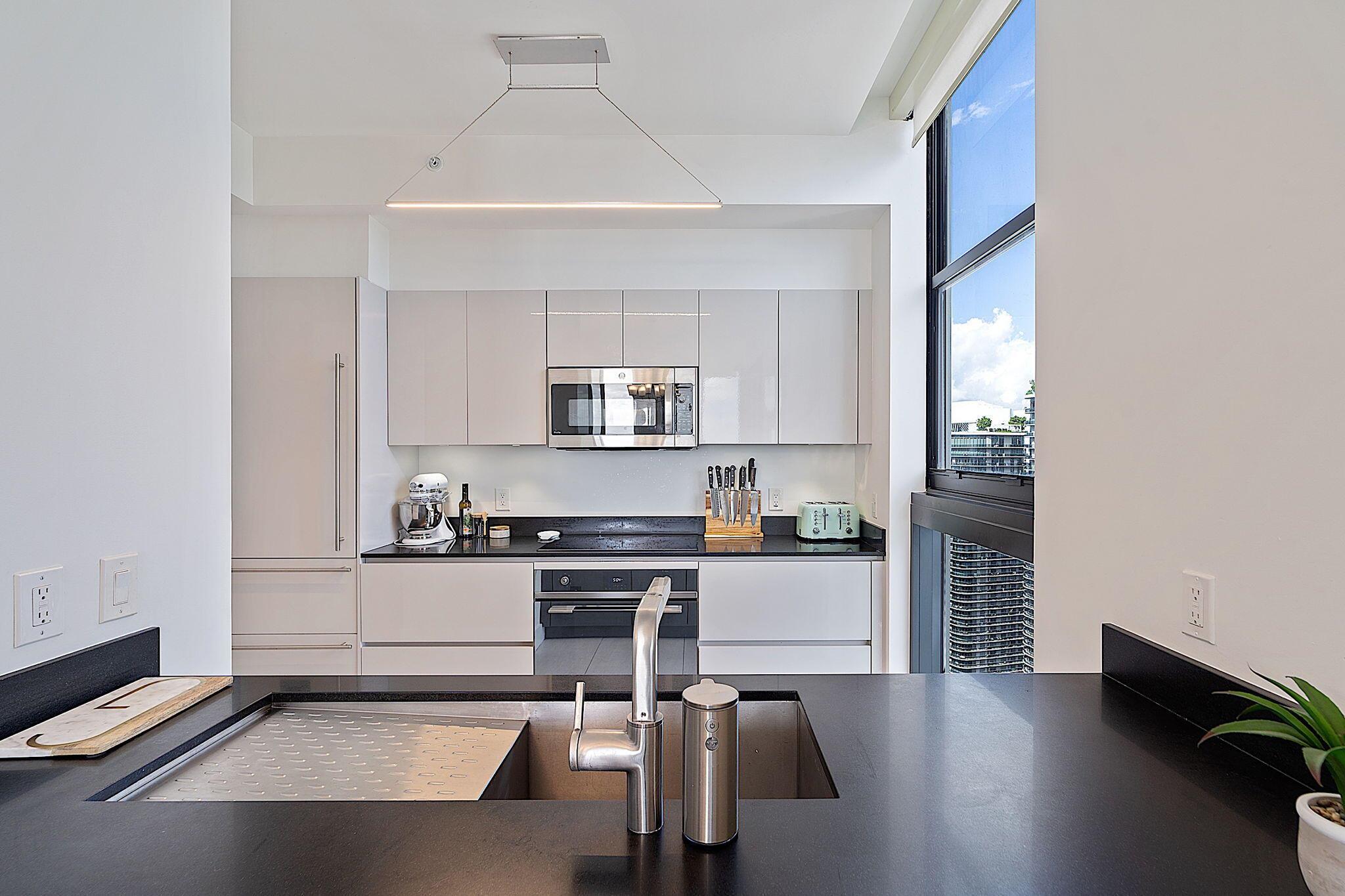 1010 Brickell Avenue 4801