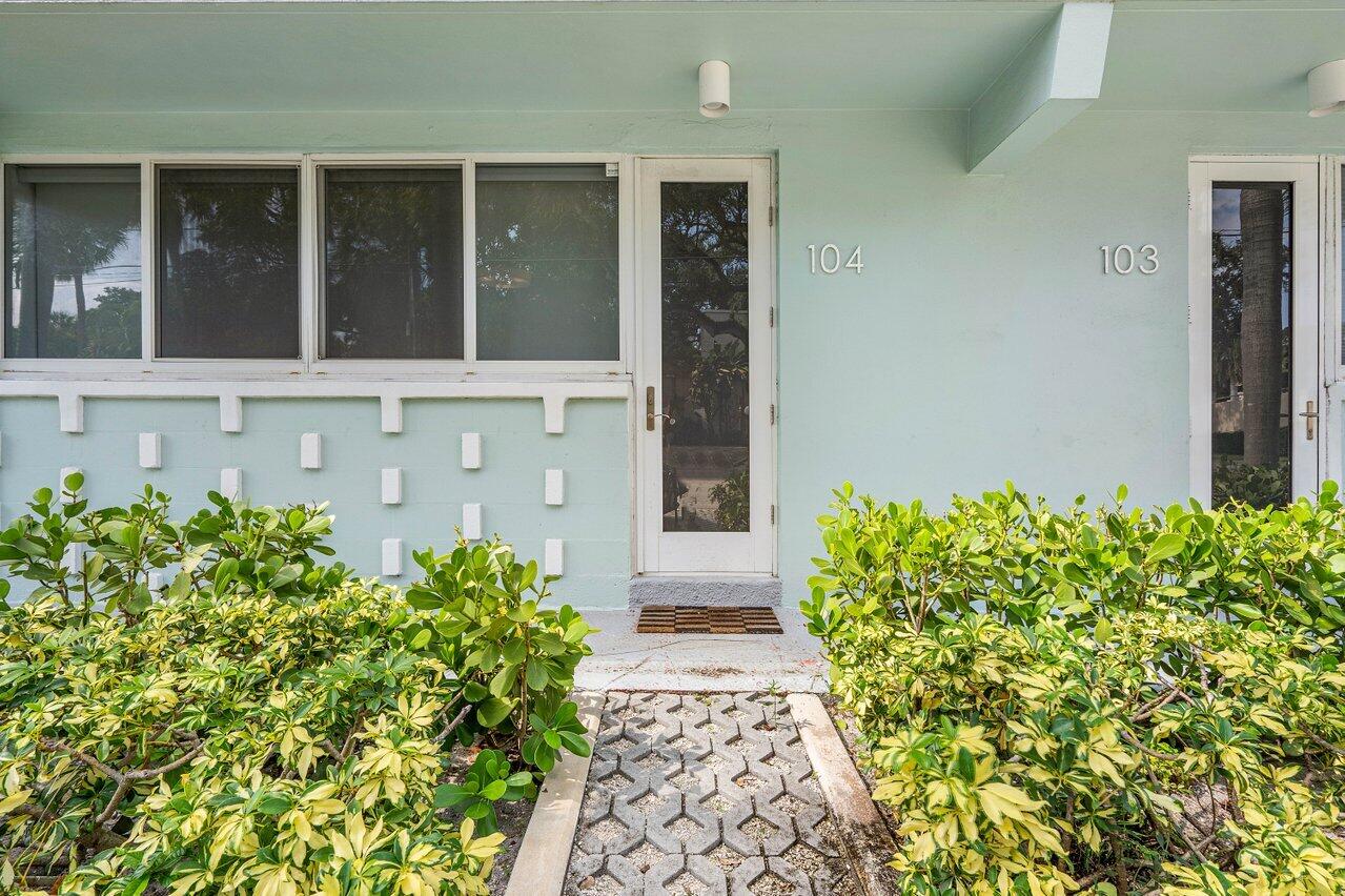 65 SE Spanish Trail 1040, Boca Raton Unit: 1040