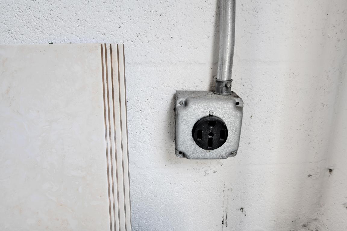 1889 Discovery Way, Deerfield Beach