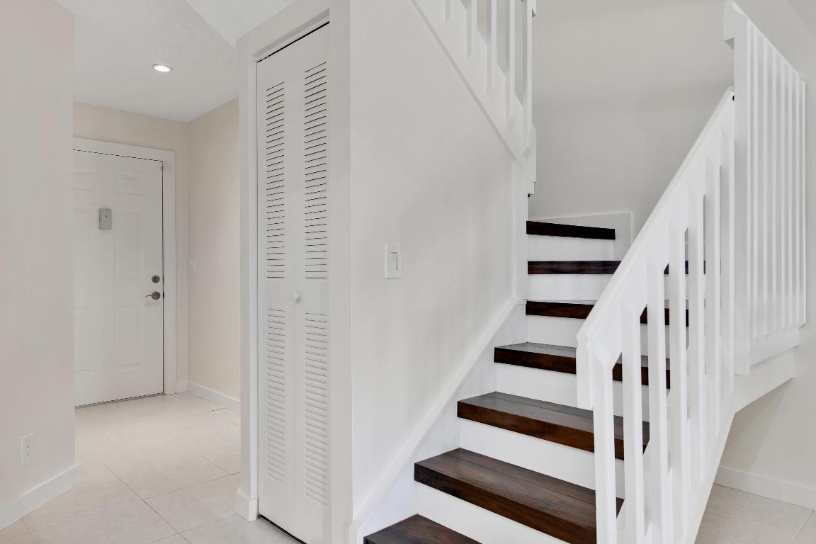 1889 Discovery Way, Deerfield Beach