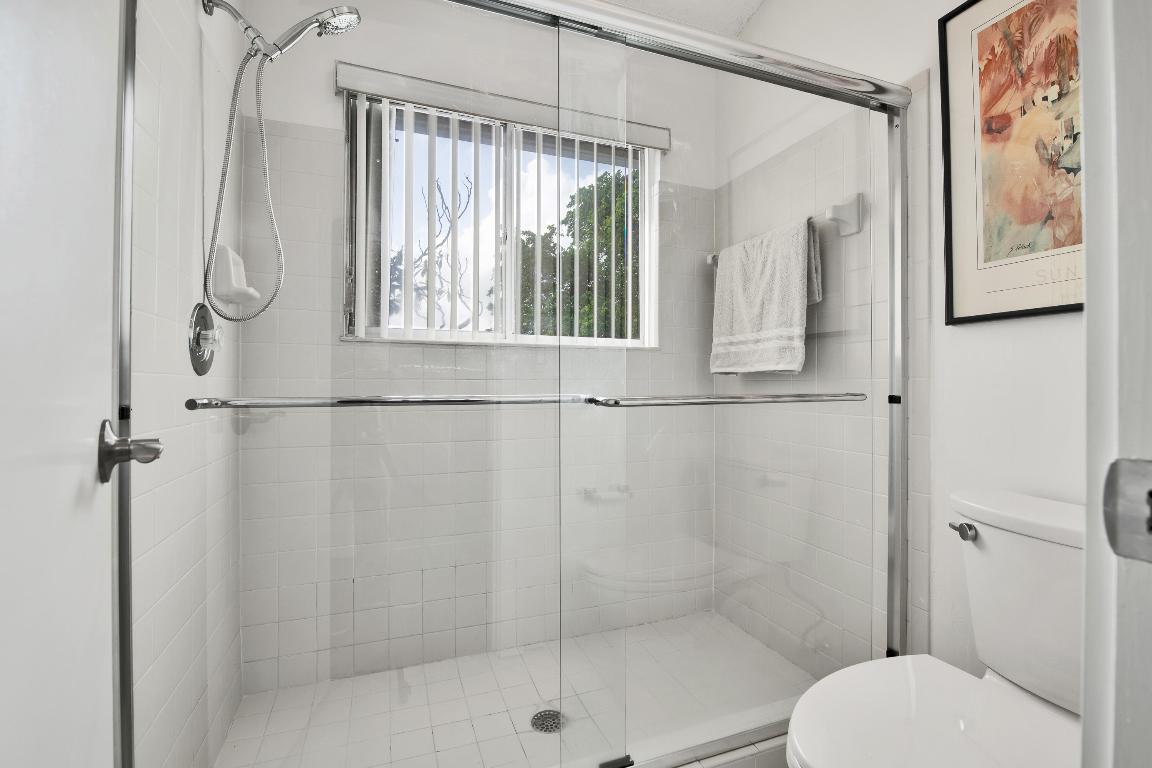 1889 Discovery Way, Deerfield Beach