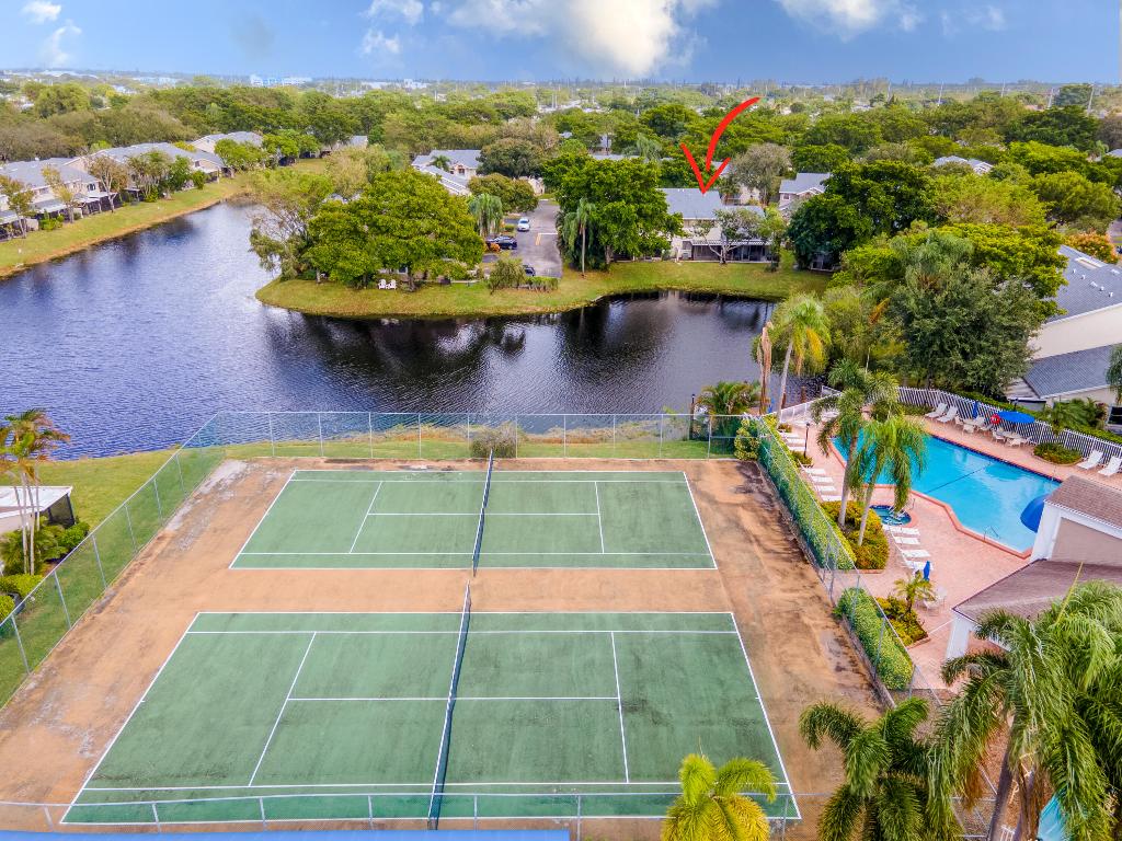 1889 Discovery Way, Deerfield Beach