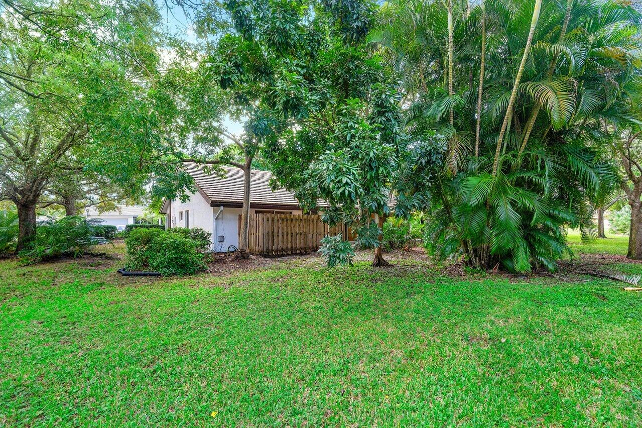 2423 NW Timbercreek Circle NW, Boca Raton