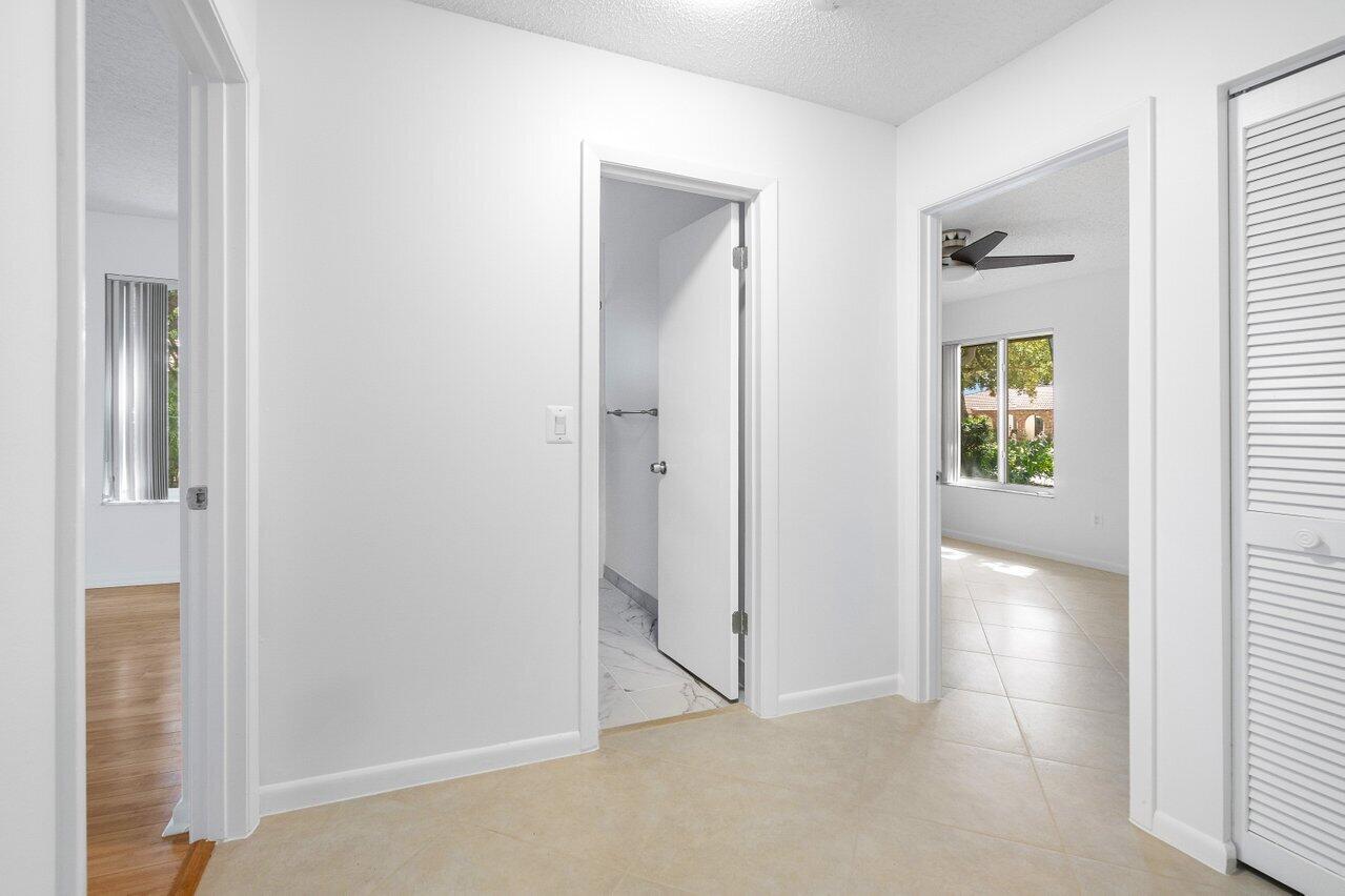 2423 NW Timbercreek Circle NW, Boca Raton