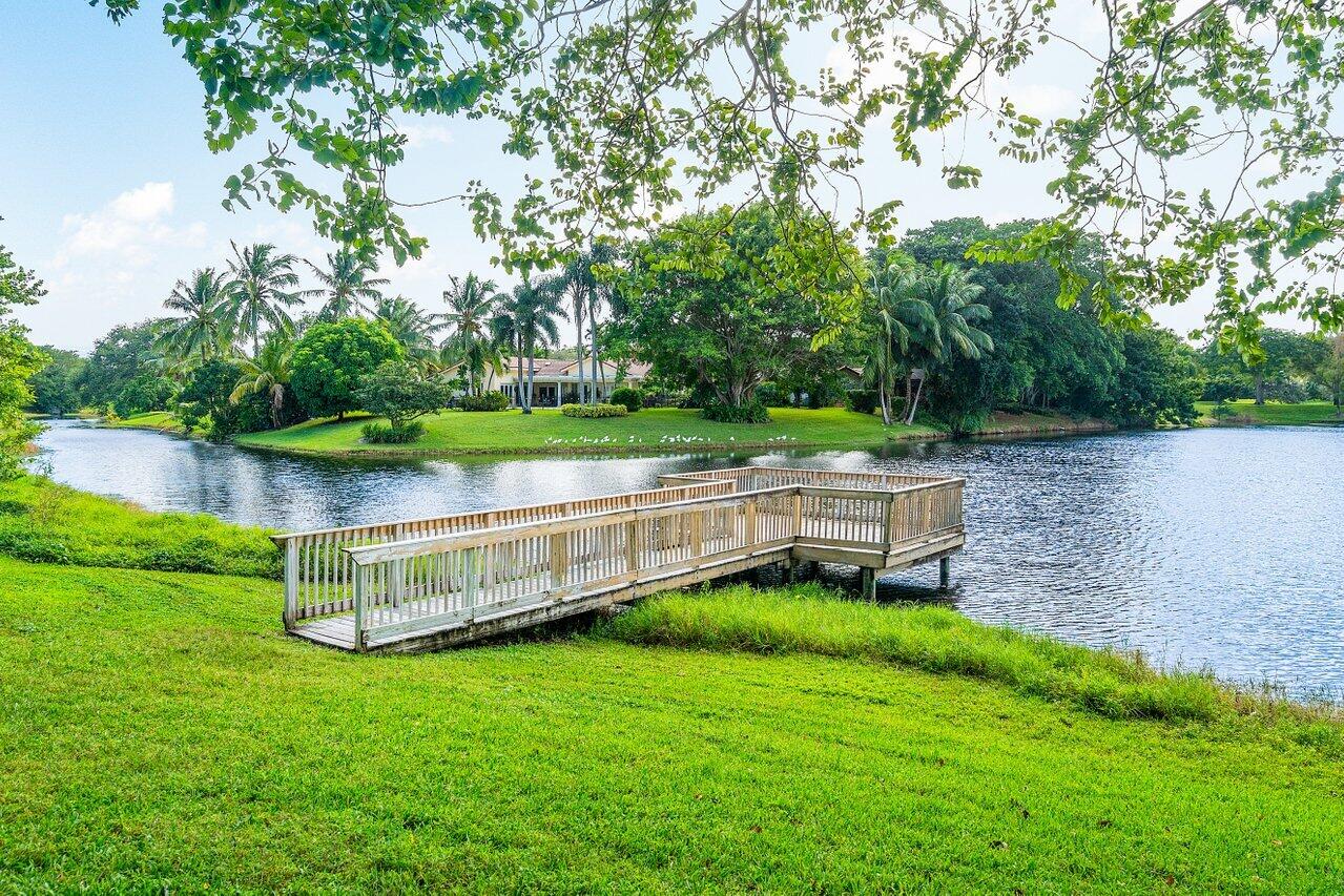 2423 NW Timbercreek Circle NW, Boca Raton