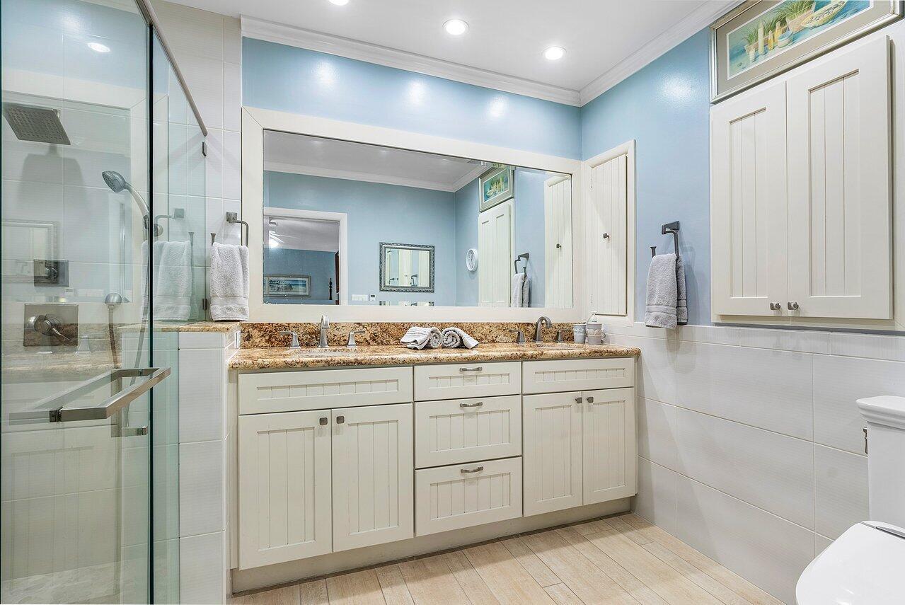 400 S Country Club Drive, Atlantis