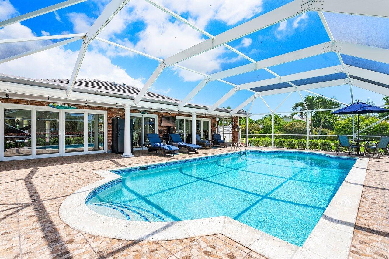 400 S Country Club Drive, Atlantis