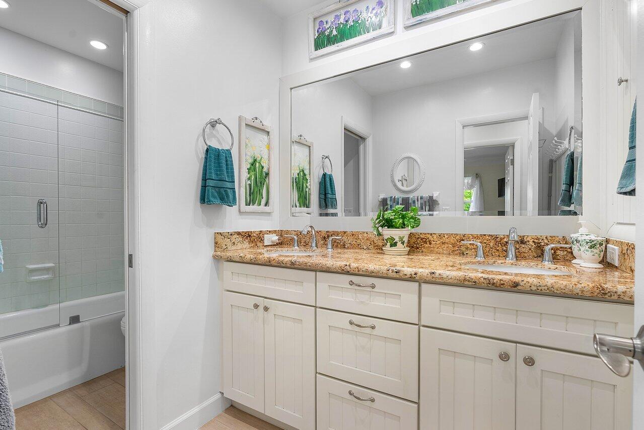 400 S Country Club Drive, Atlantis