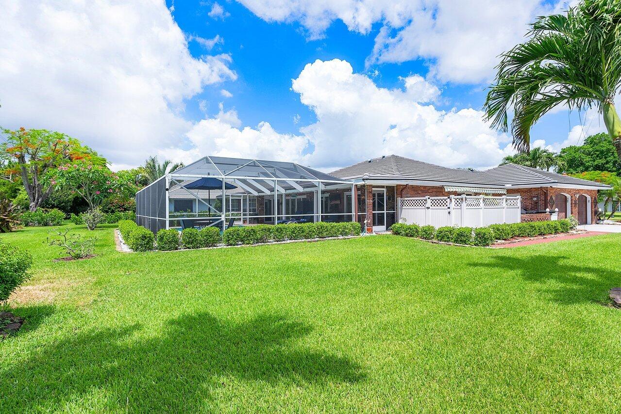 400 S Country Club Drive, Atlantis